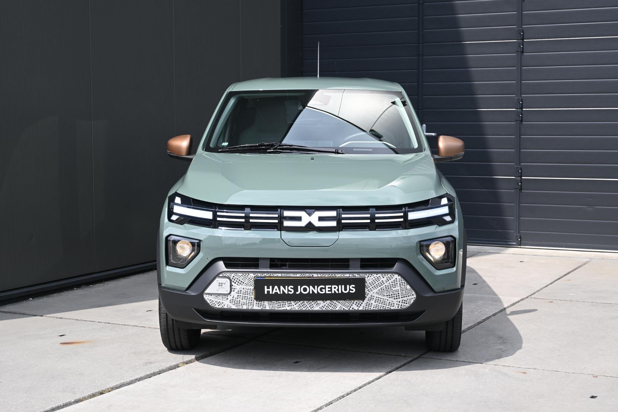 Dacia Spring Extreme 65 26.8 kWh | CAMERA | NAVI | CRUISE CO, Auto's, Dacia, Gebruikt, 4 stoelen, Leder en Stof, Origineel Nederlands