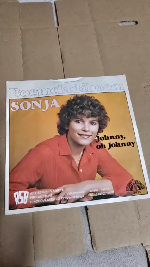 Sonja - Johnny, oh Johnny (Boemeladiboem Single), Ophalen of Verzenden, Gebruikt, Nederlandstalig