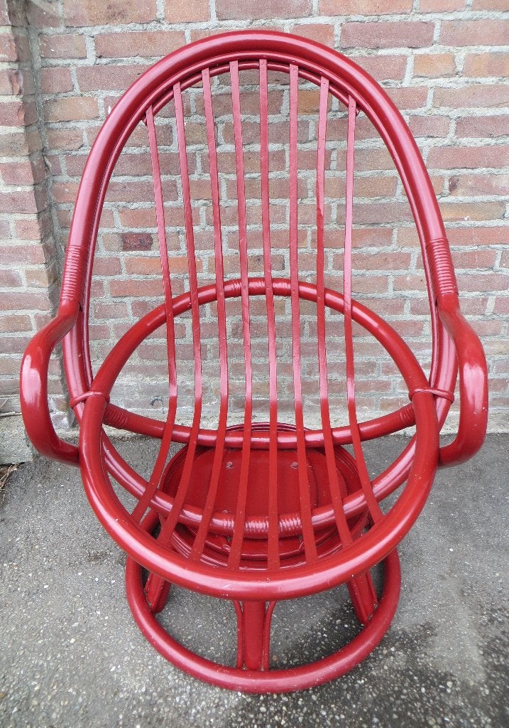 Bordeauxrode vintage rotan stoel / fauteuil. Retro troon., Ophalen, Gebruikt, Vintage, Riet of Rotan