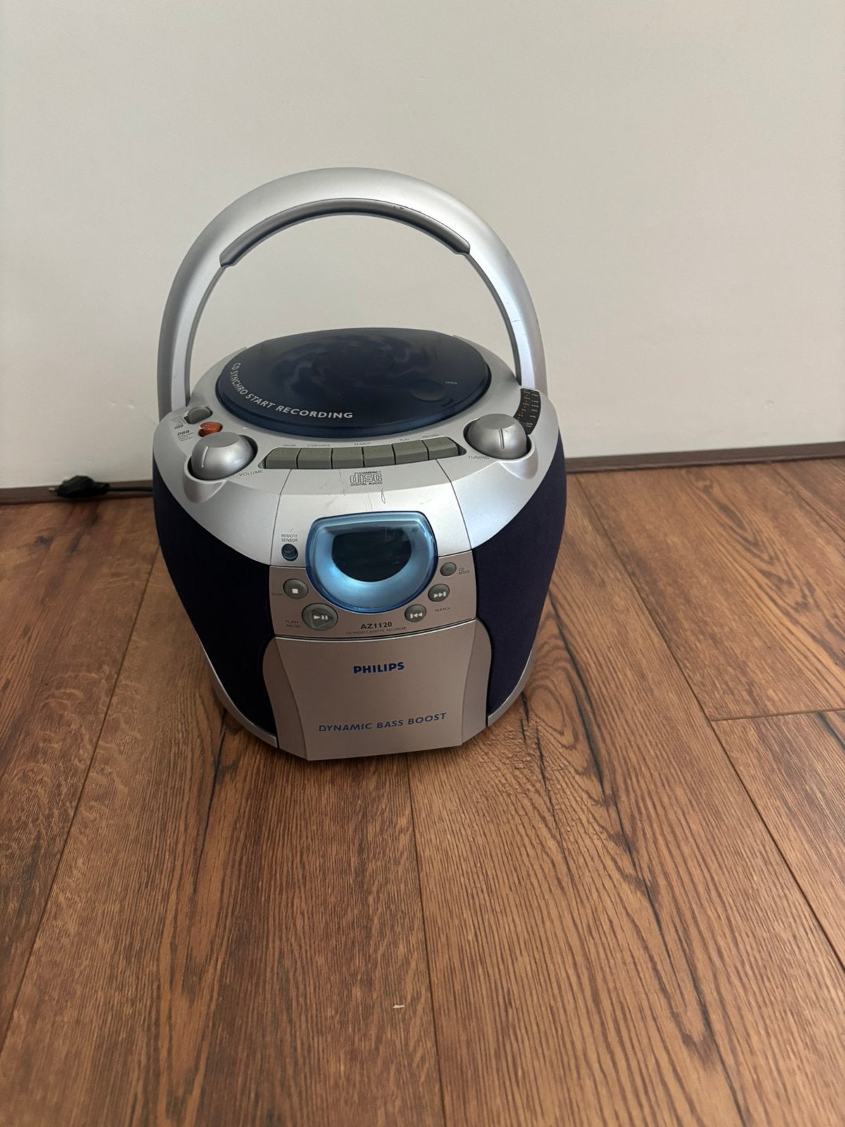 Phlips met cassette cd radio en kan ook op batterijen, Ophalen of Verzenden, Zo goed als nieuw