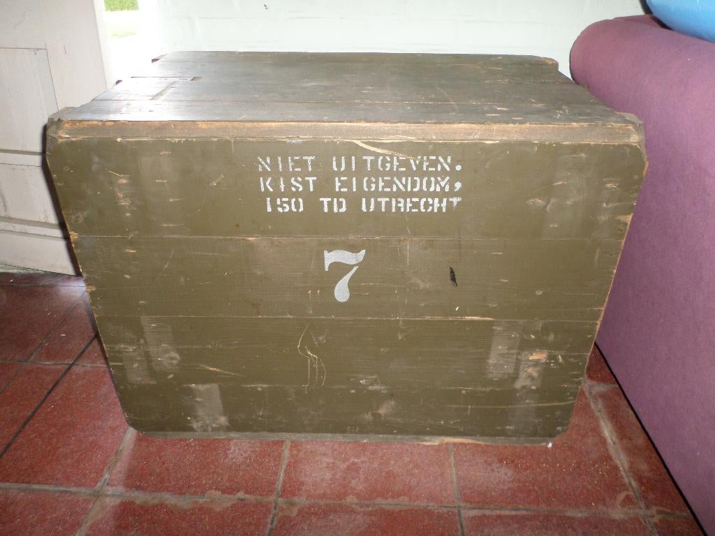 Mooie grote vintage legerkist, Huis en Inrichting, Woonaccessoires | Kisten, Gebruikt, 50 tot 75 cm, 50 tot 75 cm, 50 tot 100 cm
