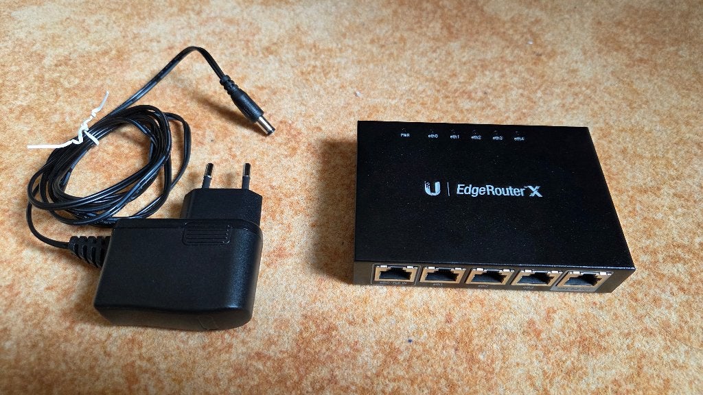 Ubiquity Edge Router X ER-X, Verzenden, Gebruikt, Router, Ubiquiti
