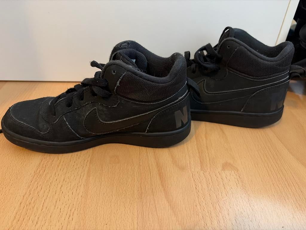 Nike schoenen maat 37,5, Ophalen of Verzenden, Gedragen, Zwart, Sneakers of Gympen