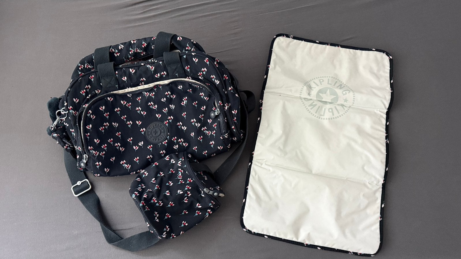Kipling Luiertas met Verschoonmatje - gebruikt, Kinderen en Baby's, Luiertassen, Ophalen, Zo goed als nieuw, Schoudertas