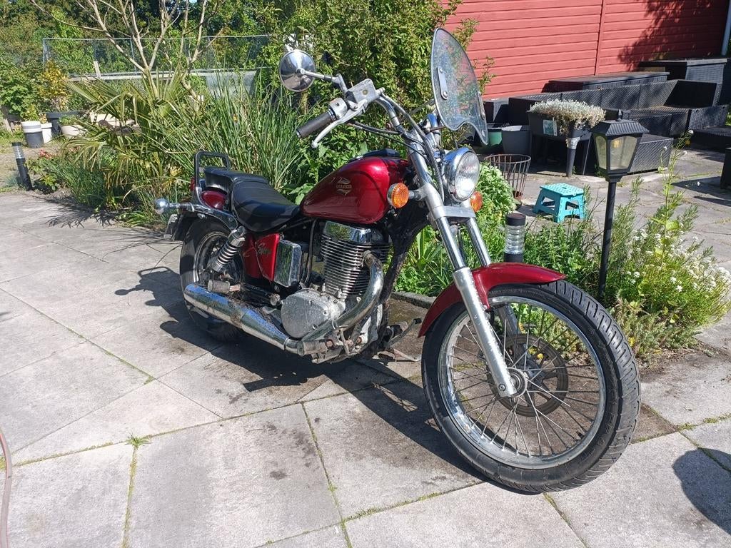 Suzuki Savage 650 Chopper - Klassieke Cruiser, Gebruikt, Particulier, Meer dan 35 kW, Handgeschakeld