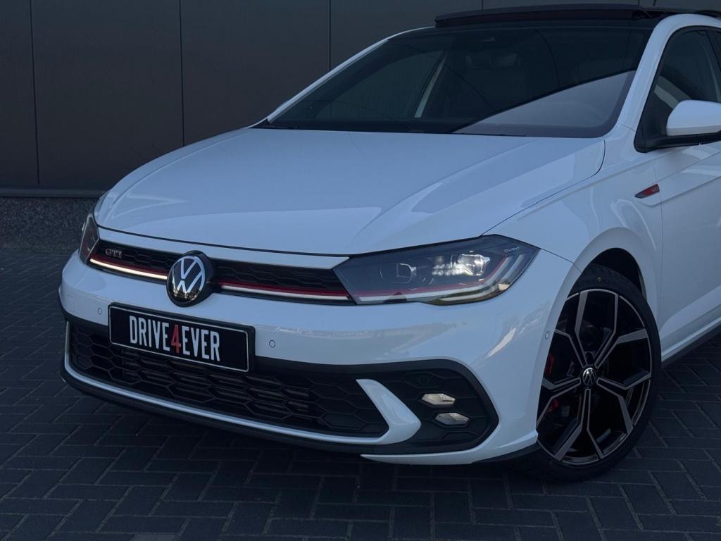 Volkswagen Polo 2.0 TSI GTI FULL PANO NAVI CAMERA LED LEDER, Auto's, Automaat, 15 km/l, 4 cilinders, 1984 cc