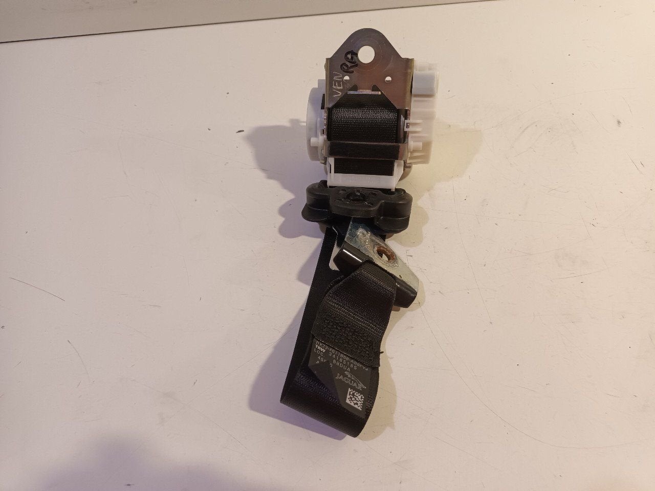 Veiligheidsgordel rechts achter Jaguar XF, Onderdelen@venauto.nl, Van der Ven Autorecycling B.V., Gebruikt, Ettenseweg 76, 4706 PB Roosendaal, The Netherlands