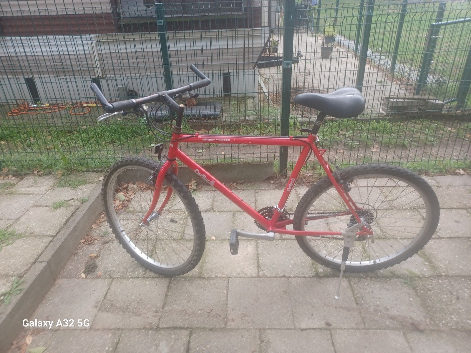 Rode mountainbike, gebruikt, goede staat, Fietsen en Brommers, Minder dan 10 versnellingen, Gebruikt, 26 inch, Velgrem