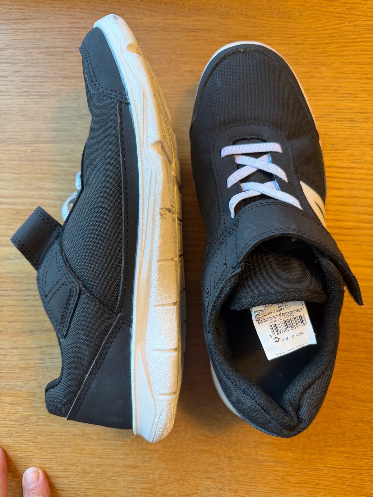 Newfeel gympen maat 39 - Zwart, Ophalen of Verzenden, Gedragen, Zwart, Sneakers of Gympen