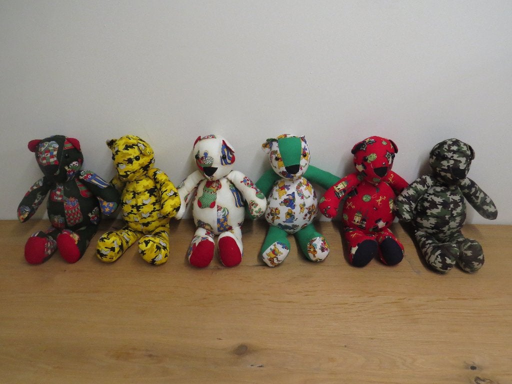 knuffel beer 32cm lang, Ophalen of Verzenden, Nieuw, Beer, Handgemaakt