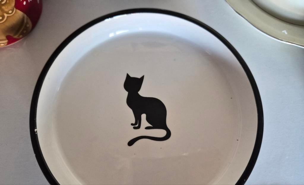 Leuk voederbakje voor katten, Ophalen of Verzenden