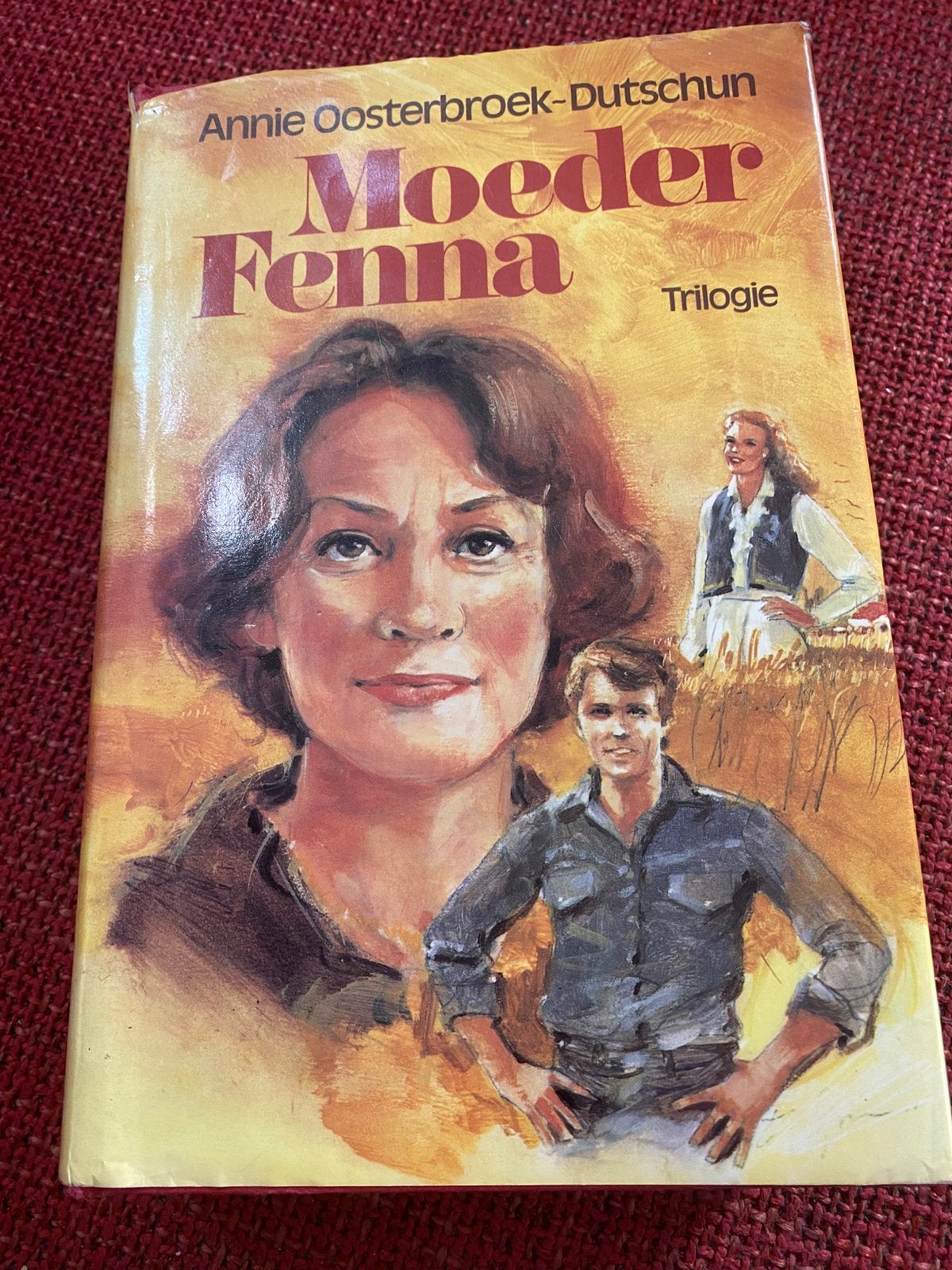 Trilogie: Moeder Fenna 703 blz, Ophalen of Verzenden, Zo goed als nieuw
