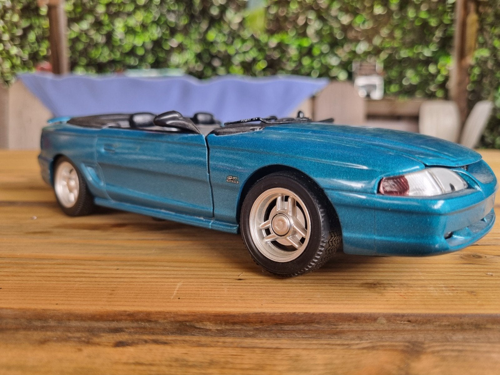Jouef Evolution Ford Mustang '94 Schaalmodel 1:18 met schade, Ophalen of Verzenden, Gebruikt