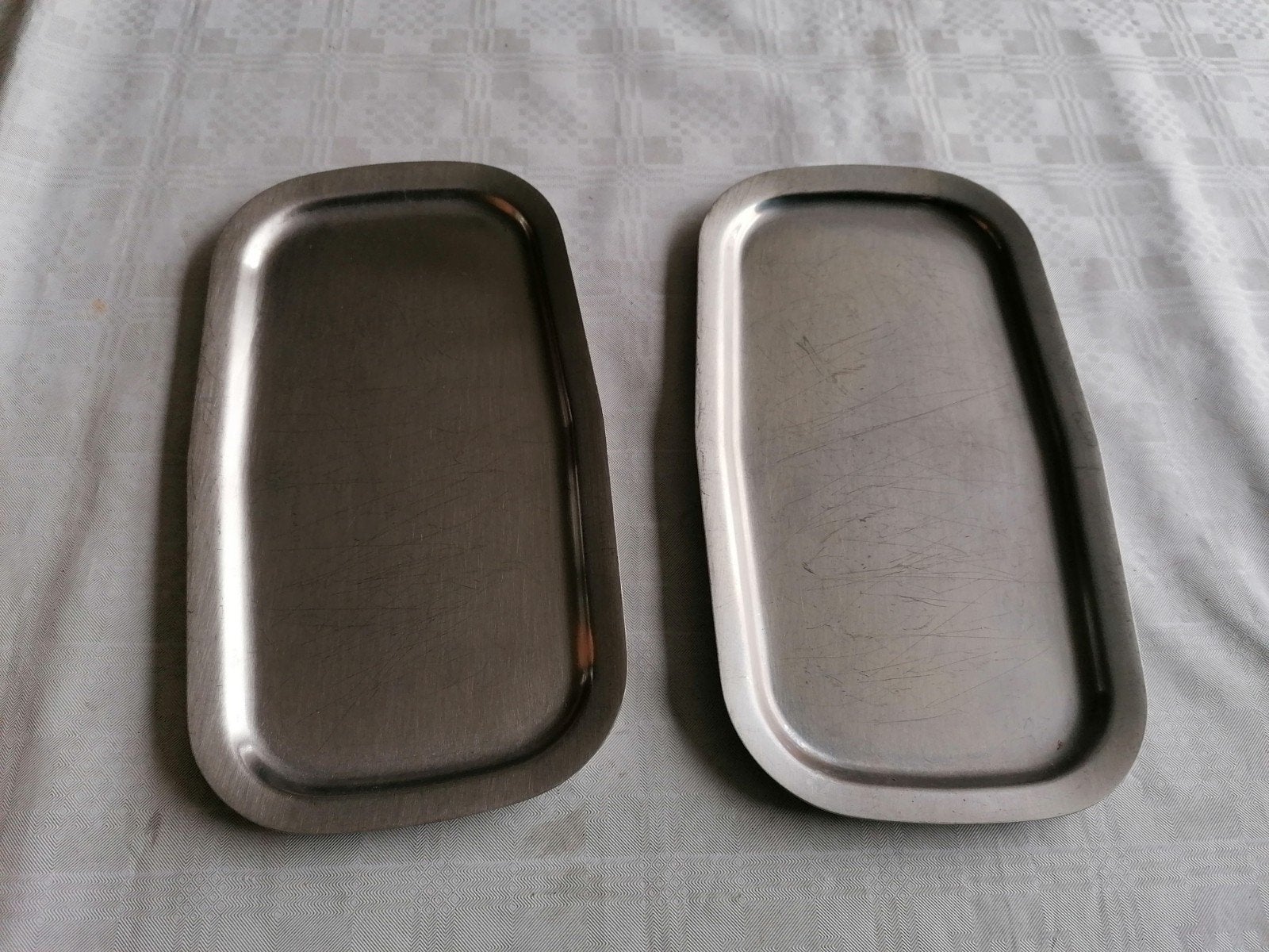 2x Vintage RVS Belegschaaltjes - Broodbeleg Schalen, Antiek en Kunst, Ophalen of Verzenden