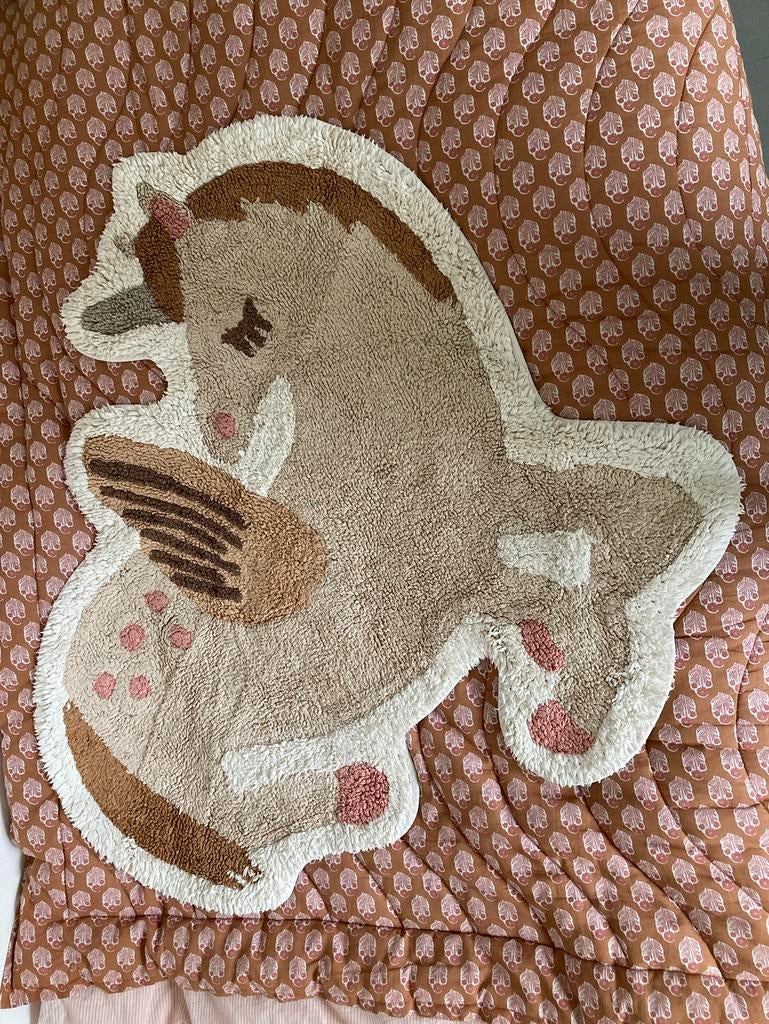 Leuk KLEED Eenhoorn design H&M home /kinderkamer decoratie, Ophalen, Gebruikt, Kleed of Kussen