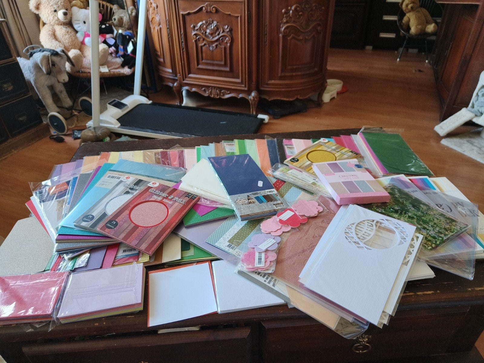 Grote partij knutselpapier en kaarten papier, Hobby en Vrije tijd, Kaarten | Zelf maken, Ophalen of Verzenden, Overige thema's