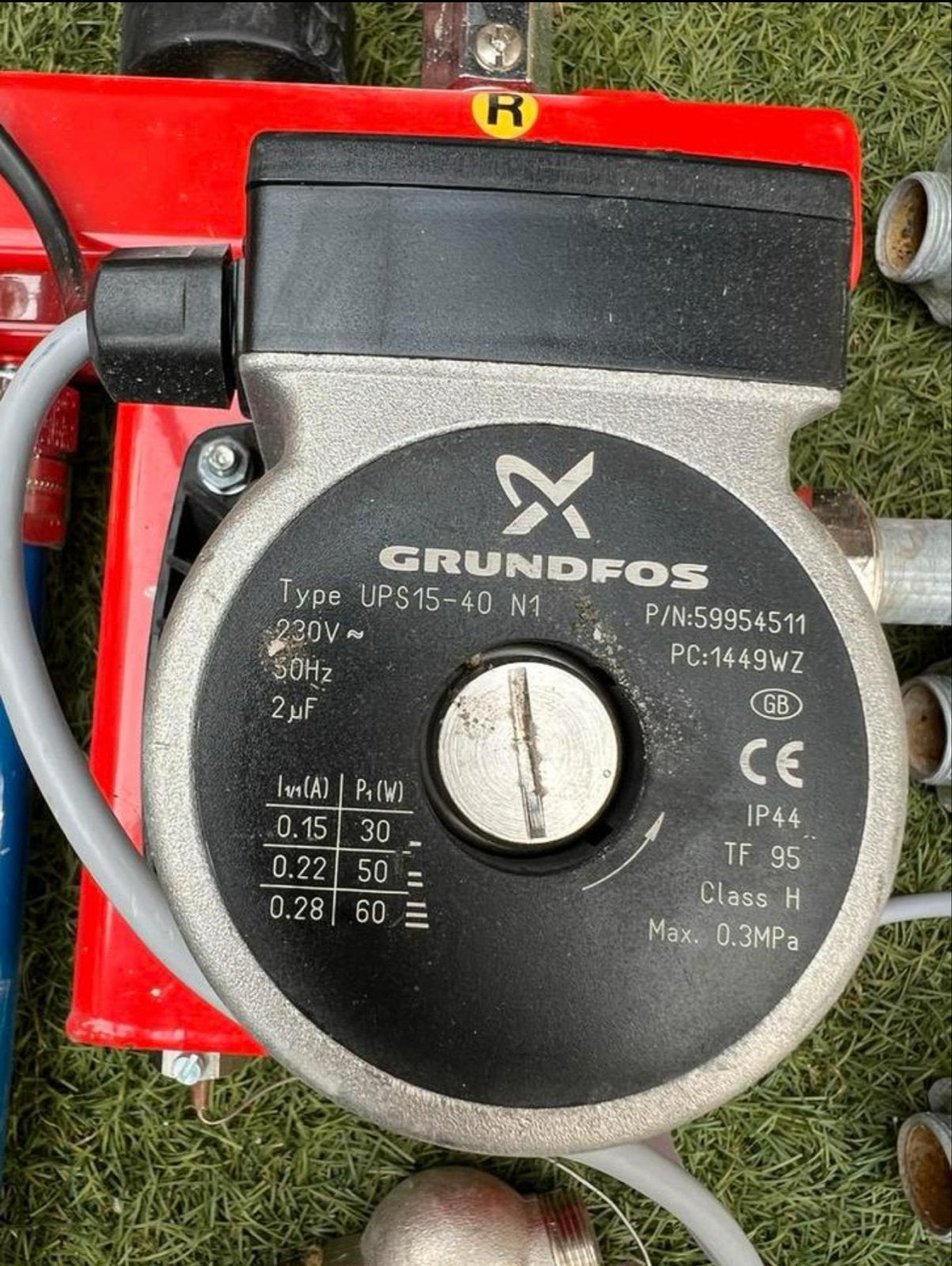 Vloerverwarmingsverdeler met Grundfos pomp, 30 tot 80 cm, Gebruikt, Overige typen, Ophalen of Verzenden