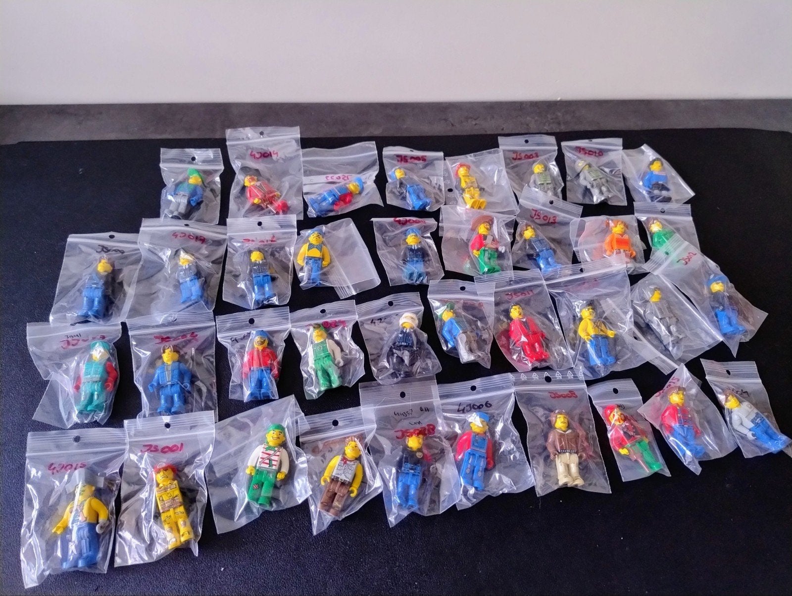 Lego 4Juniors minifiguren (37 stuks), Overige thema's, Lego, Ophalen of Verzenden, Zo goed als nieuw