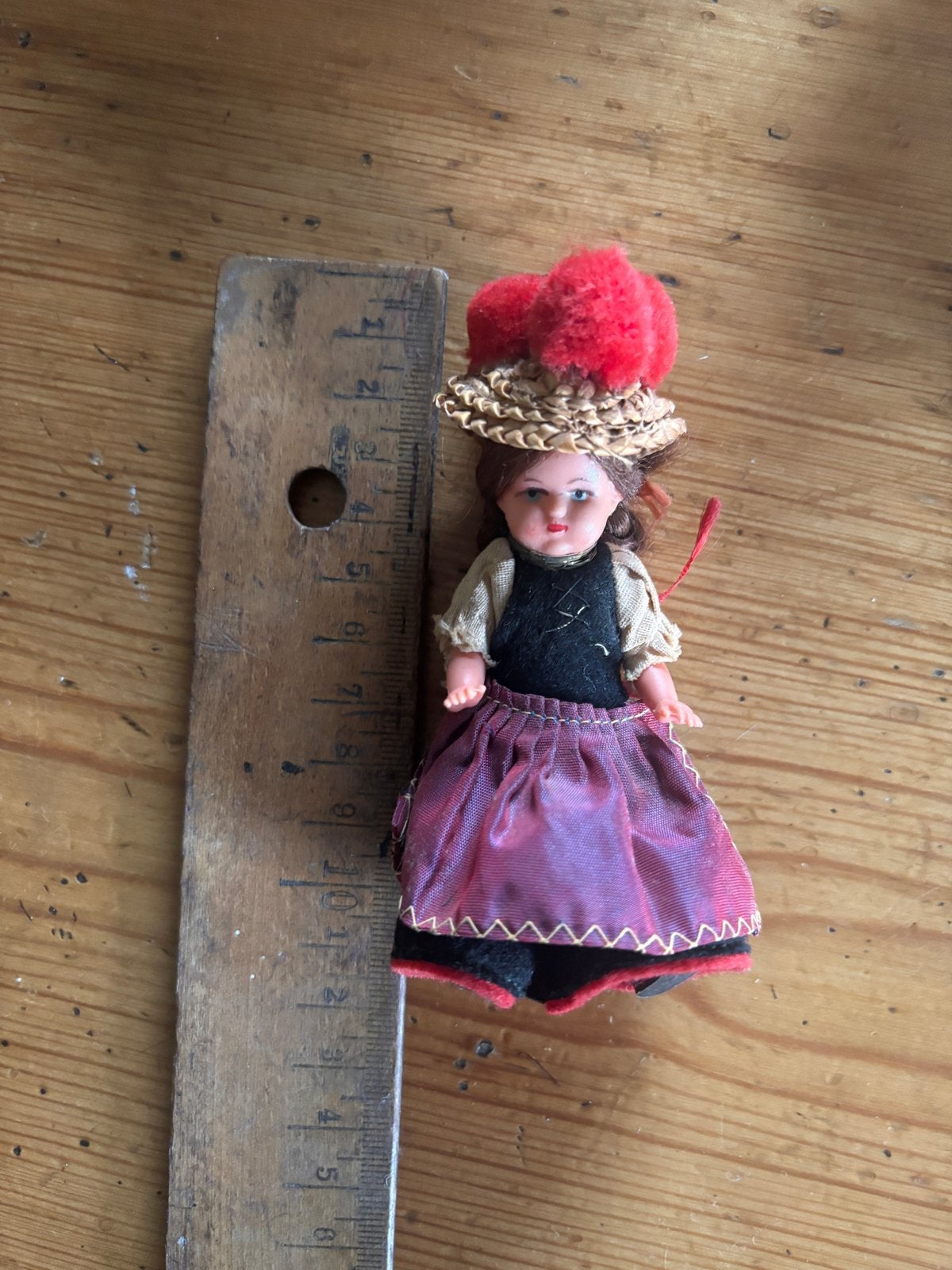 Vintage popje in traditionele klederdracht (zwarte woud), Verzamelen, Ophalen of Verzenden, Gebruikt, Pop