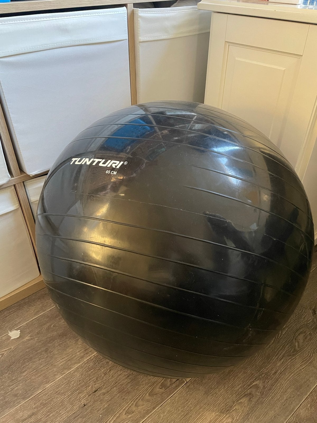 Tunturi Fitnessbal 65 cm - Zwart, Sport en Fitness, Fitnessmaterialen, Ophalen of Verzenden, Gebruikt, Buik, Fitnessbal