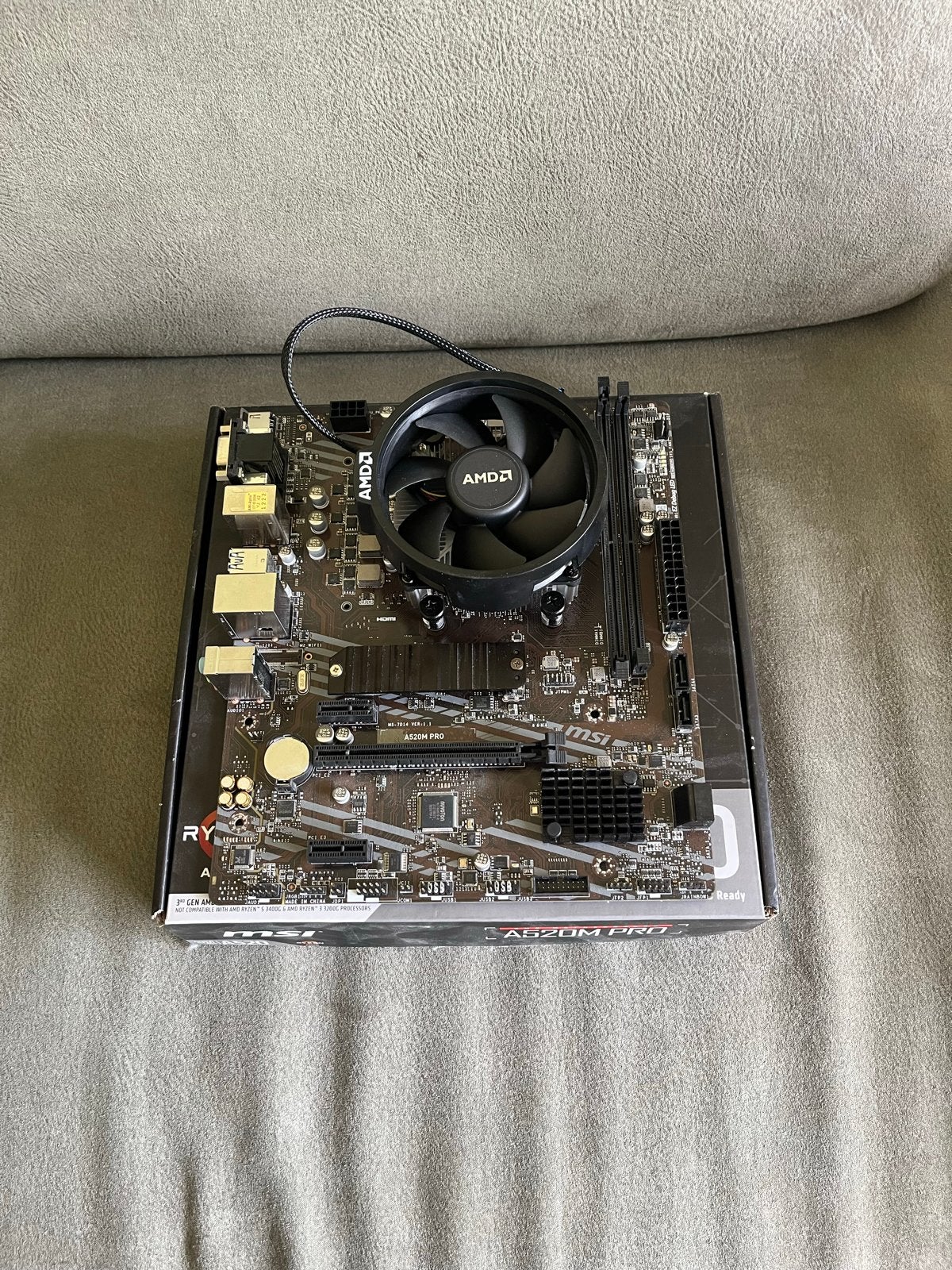 Ryzen 5 2600x + MSI A520 PRO CPU Moederbord Combo, Computers en Software, 6-core, Zo goed als nieuw, Socket AM4, 3 tot 4 Ghz