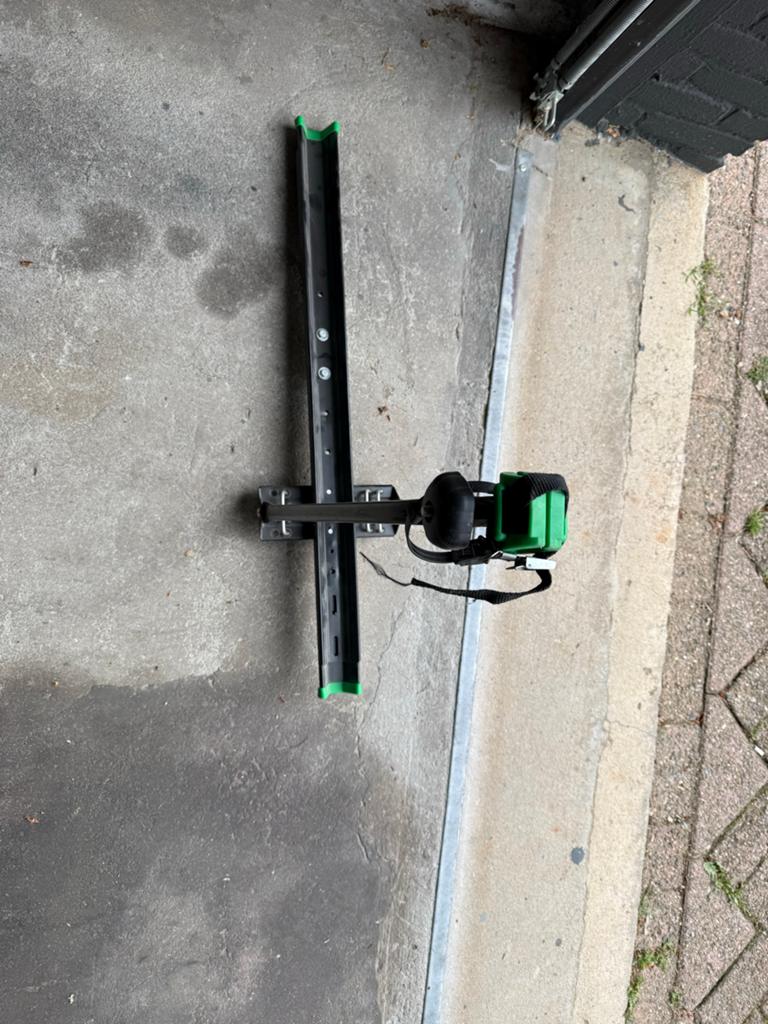 Te koop Fietsbeugel voor 1 fiets op dak te vervoeren, Ophalen of Verzenden, Gebruikt