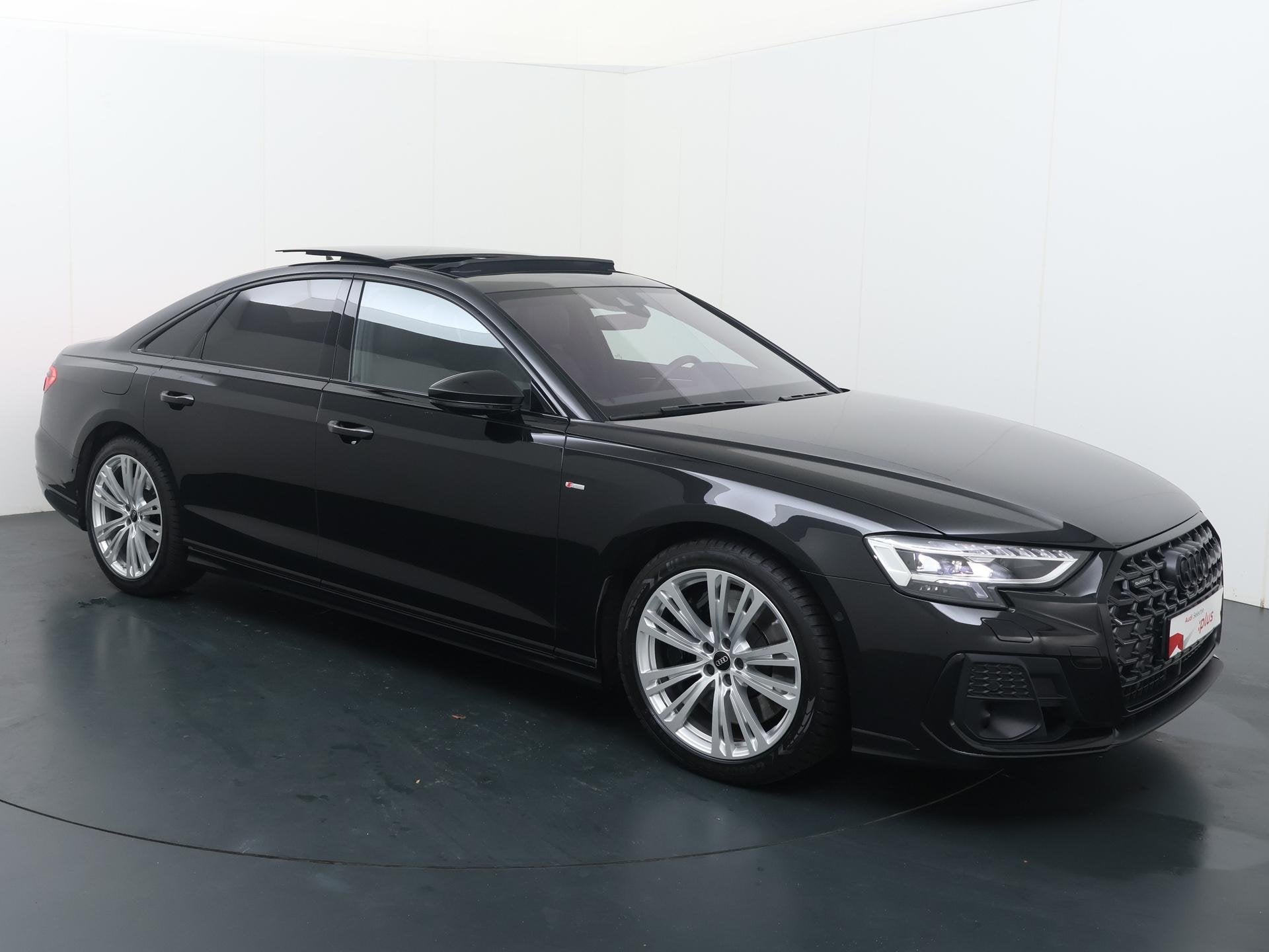 Audi A8 60 TFSI e quattro | 462 PK | SoH 89% | Panoramadak |, Auto's, 12 maanden, Gebruikt, 2995 cc, Zwart