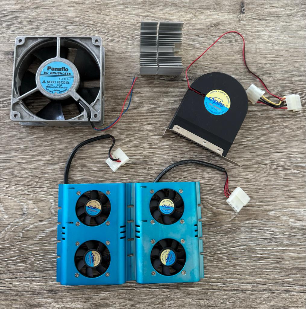 PC CPU HDD Koelers - Diverse Koeloplossingen, Computers en Software, Ophalen of Verzenden, Zo goed als nieuw
