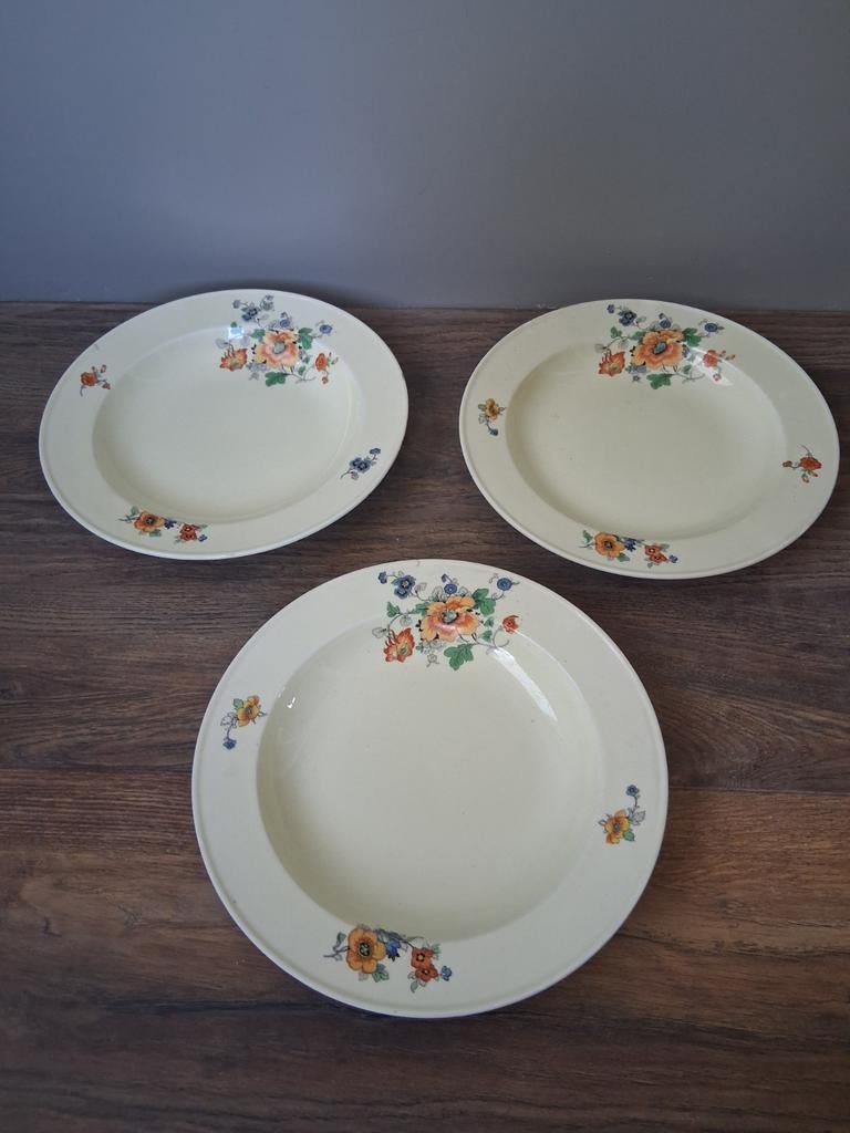 vintage soepborden 
3 st van Petrus Regout Maastricht, Ophalen of Verzenden