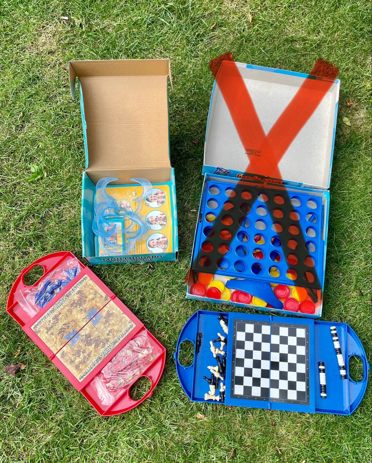 Spellenpakket: Stratego, Mouthguard Challenge & Dammen/Schak, Een of twee spelers, Ophalen of Verzenden, Nieuw, Reisspel