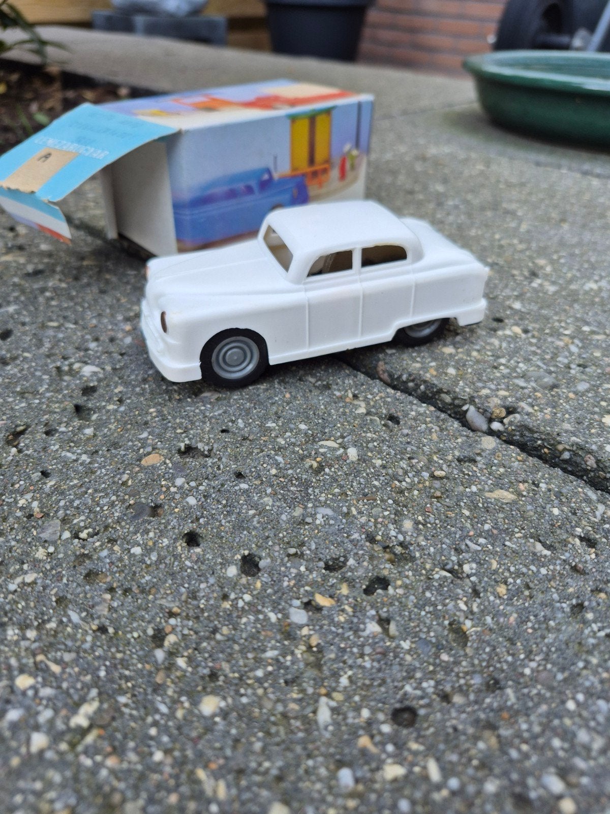 antiek speelgoed auto met frictie, Antiek en Kunst, Ophalen of Verzenden