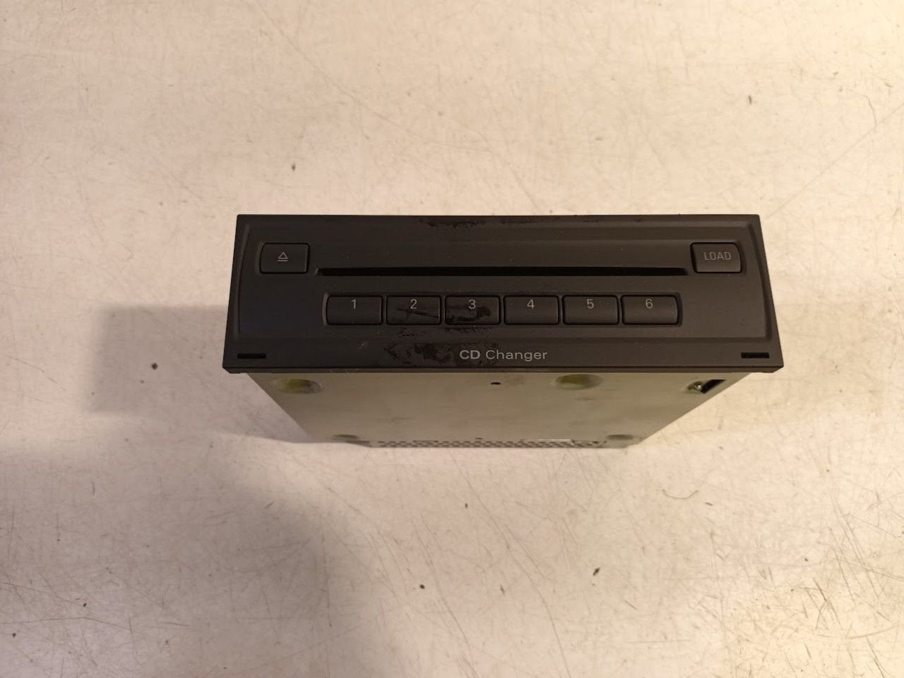 Cd wisselaar Audi A6, Ophalen of Verzenden, Van der Ven Autorecycling B.V., Onderdelen@venauto.nl, Ettenseweg 76, 4706 PB Roosendaal, The Netherlands