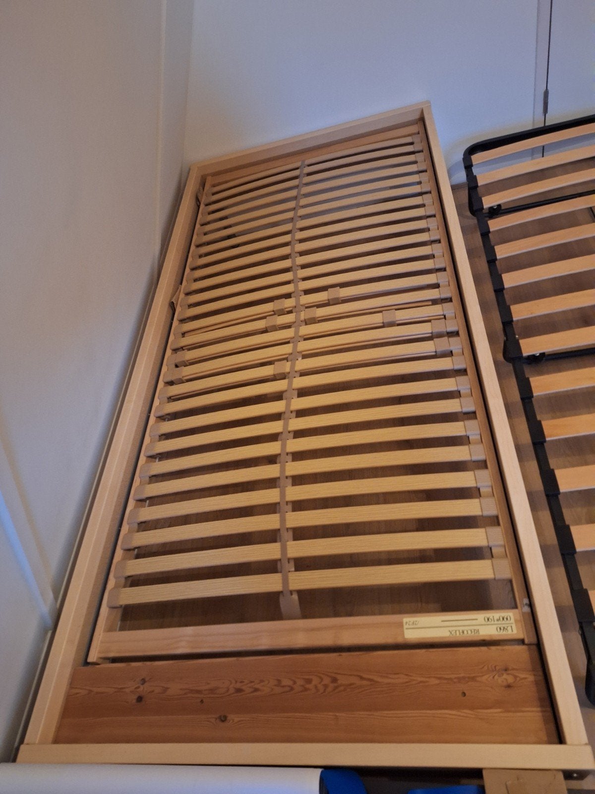 Eenpersoonsbed bed ombouw met lattenbodem., Ophalen, Gebruikt, 90 cm, Eenpersoons