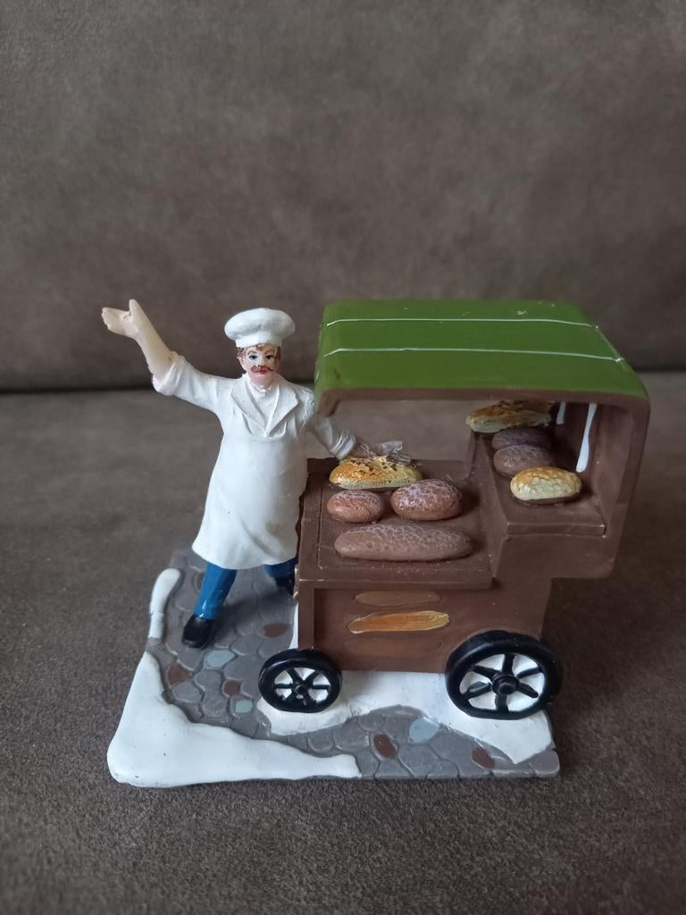 Mooie bakker met kar / leuk voor kerstdorp, Ophalen of Verzenden, Gebruikt
