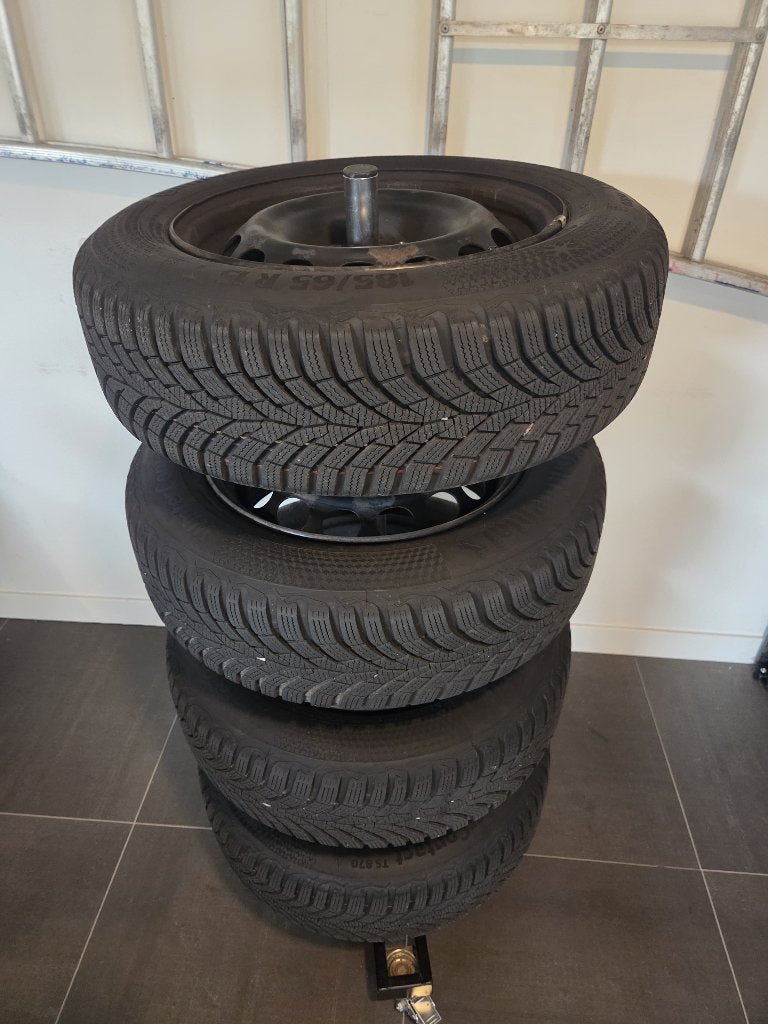 Winterbanden continental 185/65 r15, Auto-onderdelen, Overige Auto-onderdelen, Ophalen, Nieuw, Opel