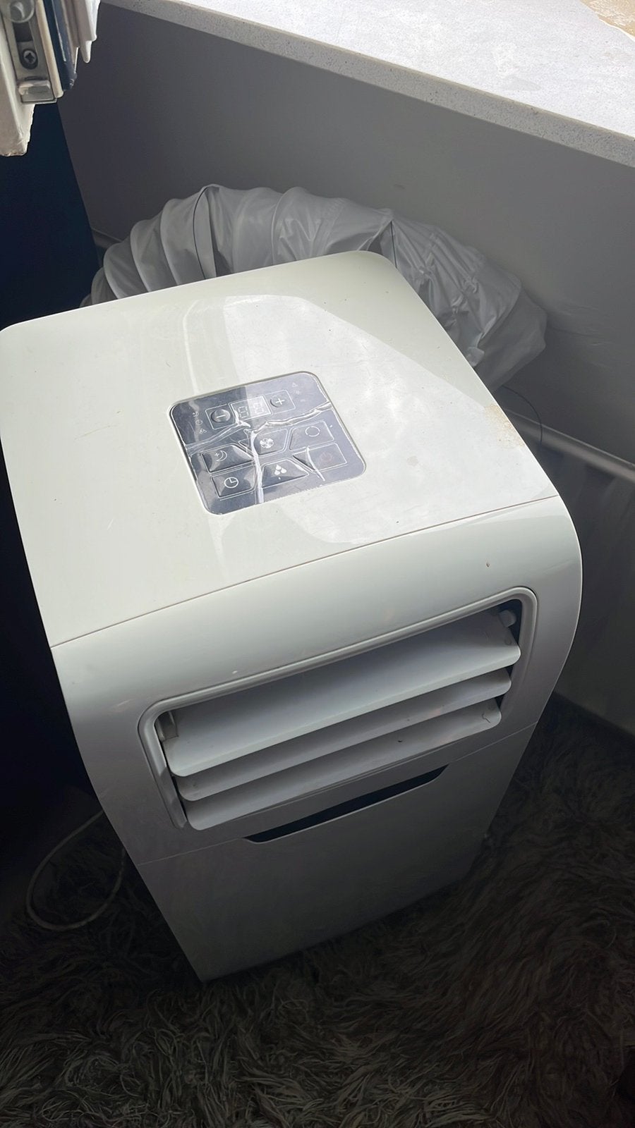 Moet weg mobiele airco 9000 btu, Witgoed en Apparatuur, Ophalen, Gebruikt, Minder dan 60 m³, 3 snelheden of meer
