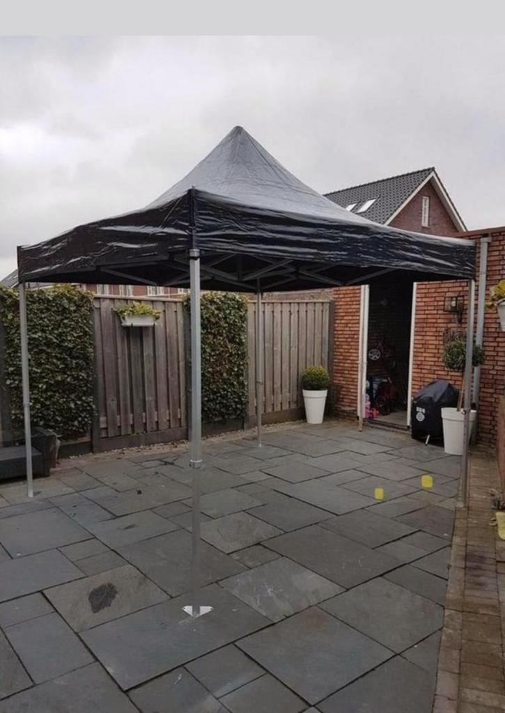 3x3 Partytent easy-up te huur. Statafel, heater, koelkast., Ophalen, Minder dan 5 meter