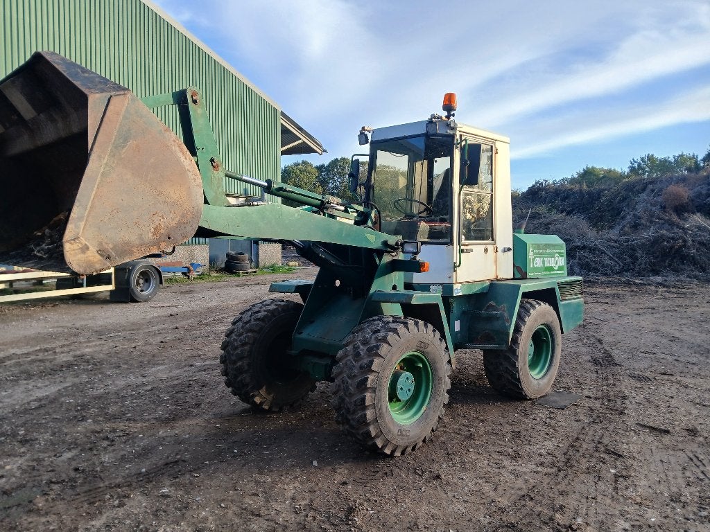 Schaeff 841, Ophalen, Wiellader of Shovel