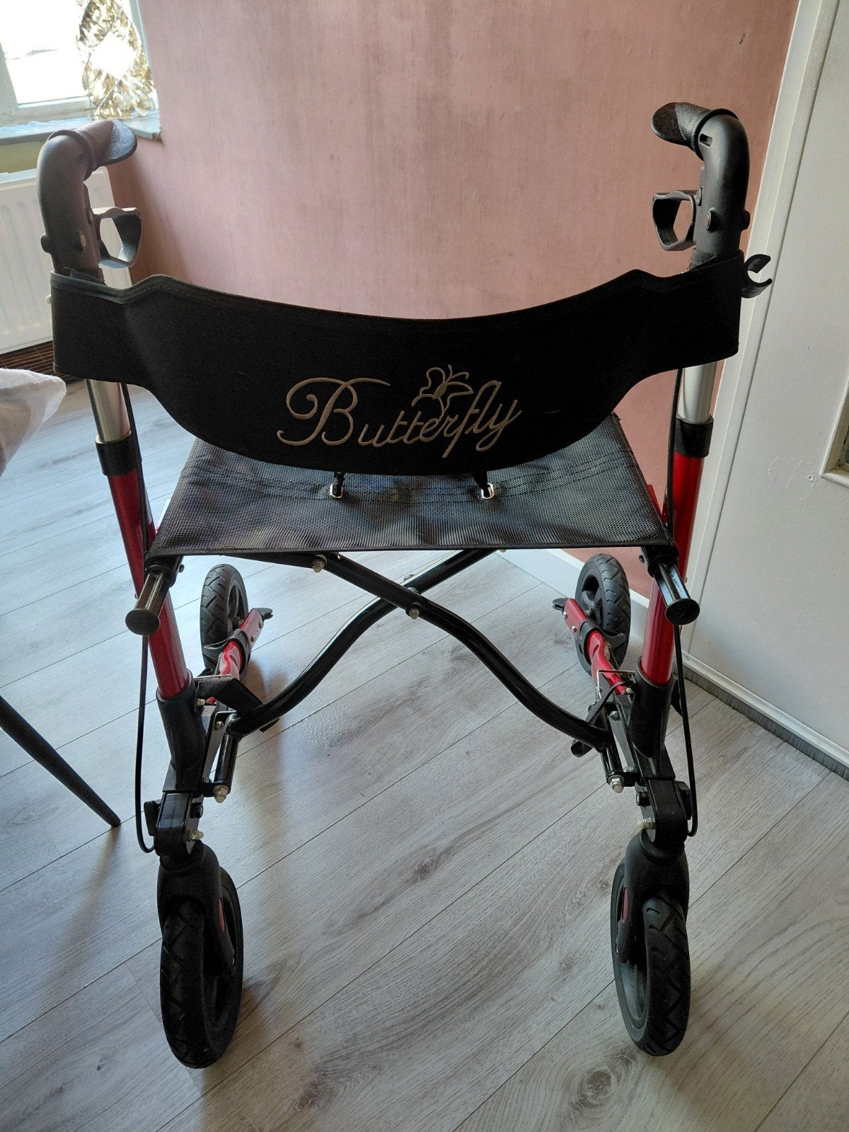Butterfly Rollator, Ophalen, Opvouwbaar, Zo goed als nieuw