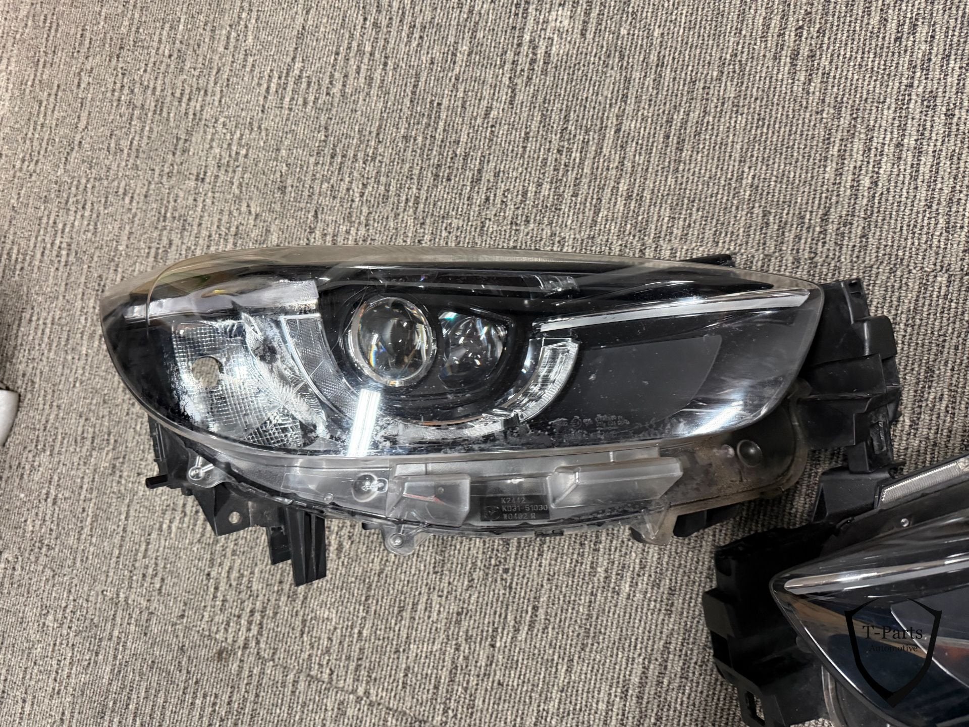 mazda CX5 cx 5 koplamp links rechts lamp, Gebruikt, Shinchi, Fuchu-Cho 3-1
730-8670  Hiroshima, Mazda Motor Corporation, Info@mazda.co.jp