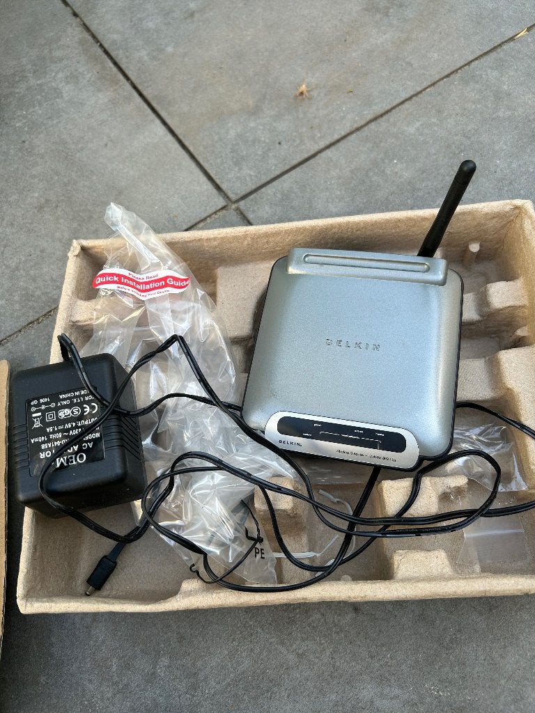 Belkin router, Ophalen of Verzenden, Gebruikt, Router