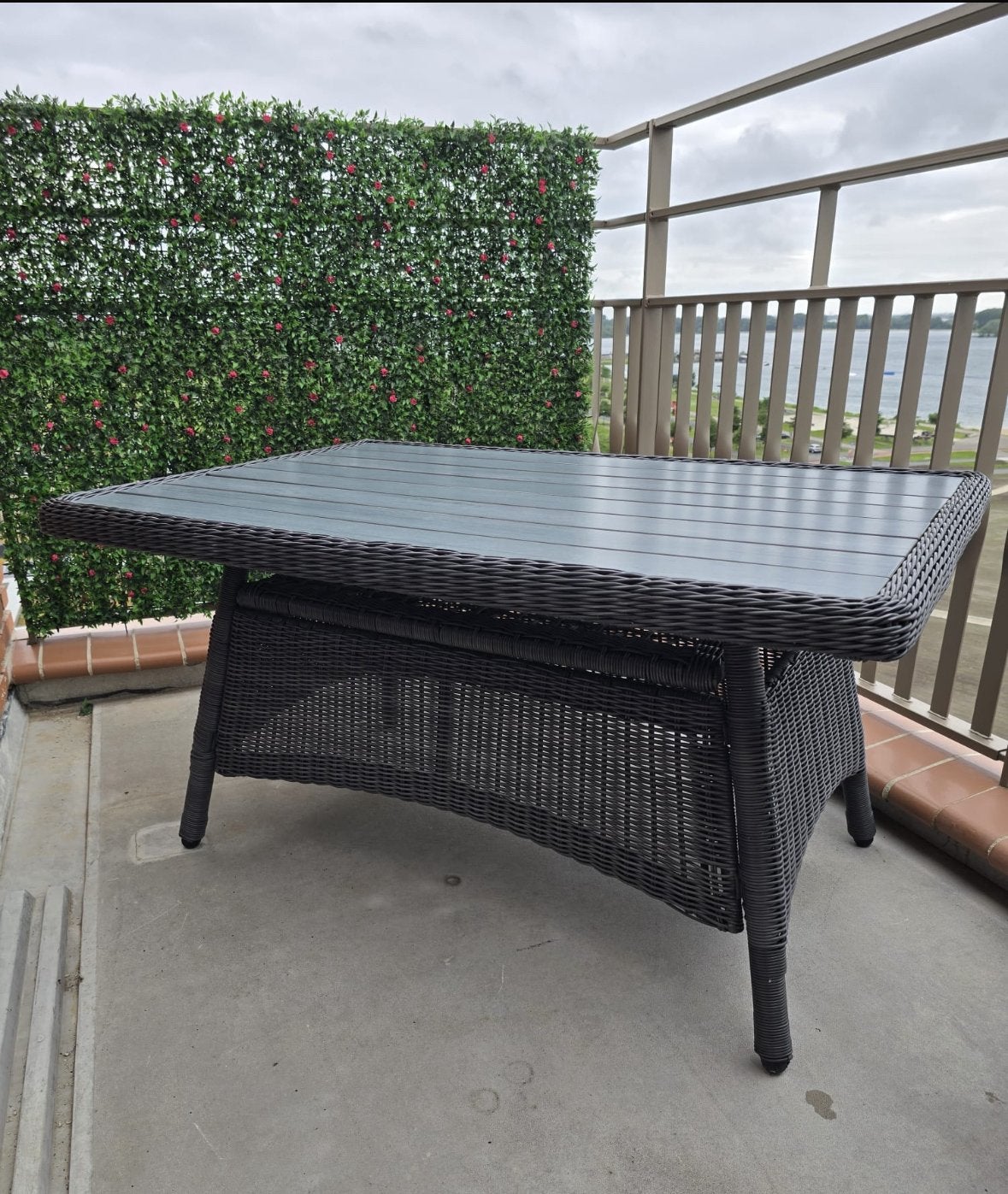 Grijze rotan tuintafel 126x83 cm, Tuin en Terras, Tuintafels, Ophalen, Gebruikt, Rechthoekig, Wicker