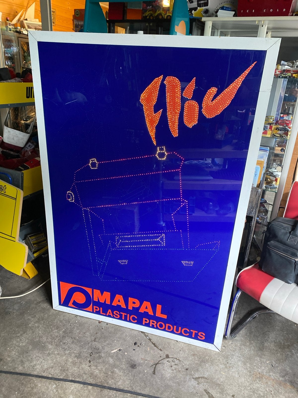 Vintage Mapal Plastic Products Lichtbak Reclamebord, Ophalen of Verzenden, Gebruikt, Lichtbak of (neon) lamp