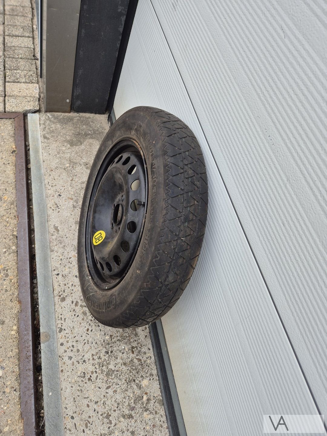 Thuiskomer reservewiel BMW 5 serie E60 E61 en F10 F11 €90, Gebruikt, -, -, Banden en Velgen