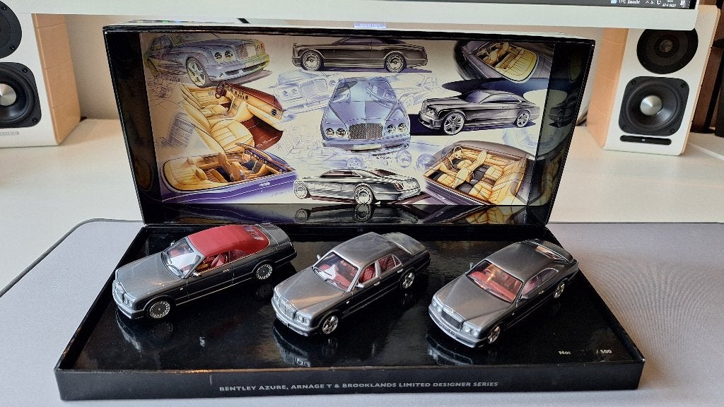 1:43 Bentley Limited Designer Series box set - Minichamps, Hobby en Vrije tijd, Ophalen of Verzenden, Gebruikt, Auto, MiniChamps
