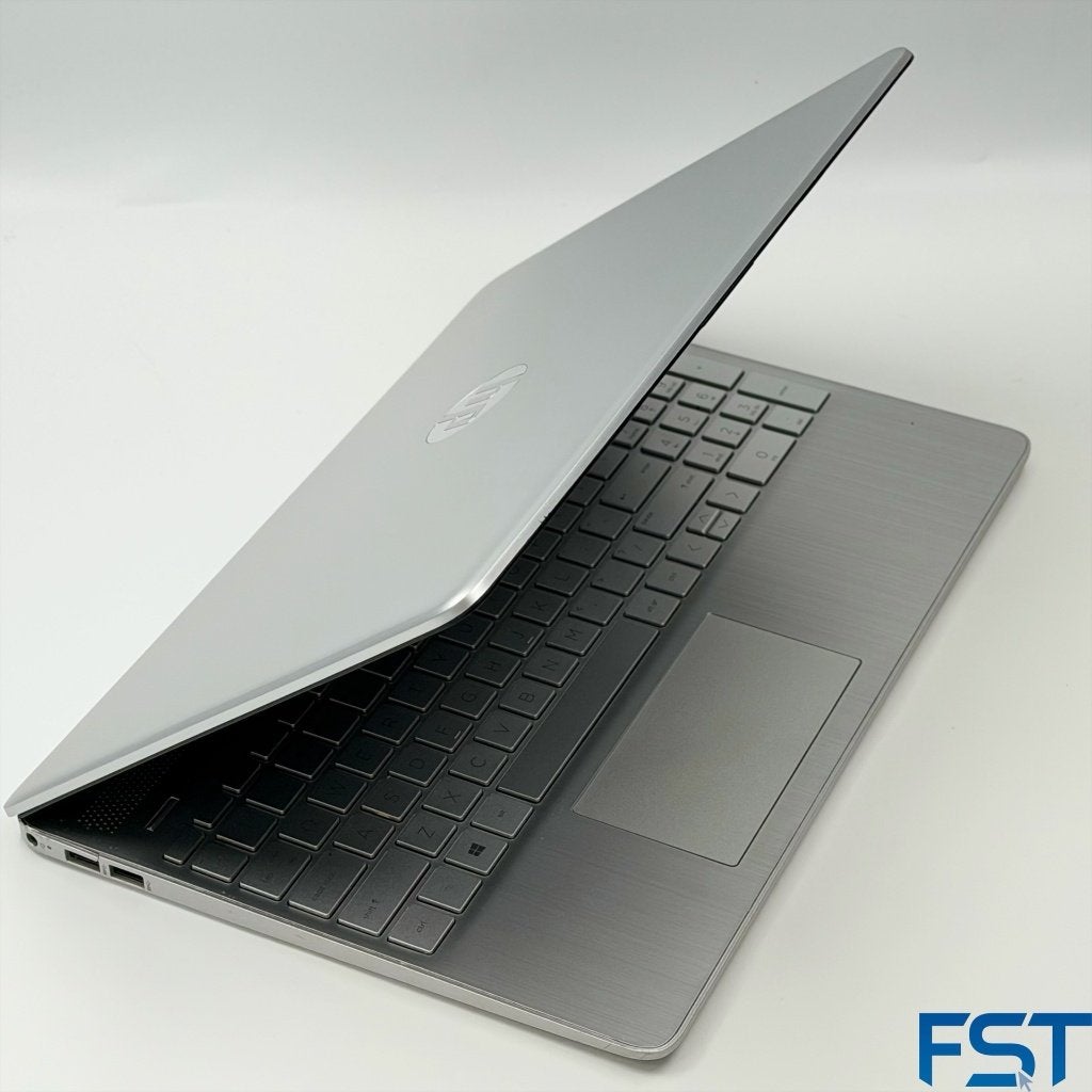HP 15s 15.6″, Ryzen 5 5500U, 256GB SSD, 8GB RAM, Windows 11, Computers en Software, Hp, 256 GB, 2 tot 3 Ghz, AMD Ryzen 5 5500U with Radeon Graphics