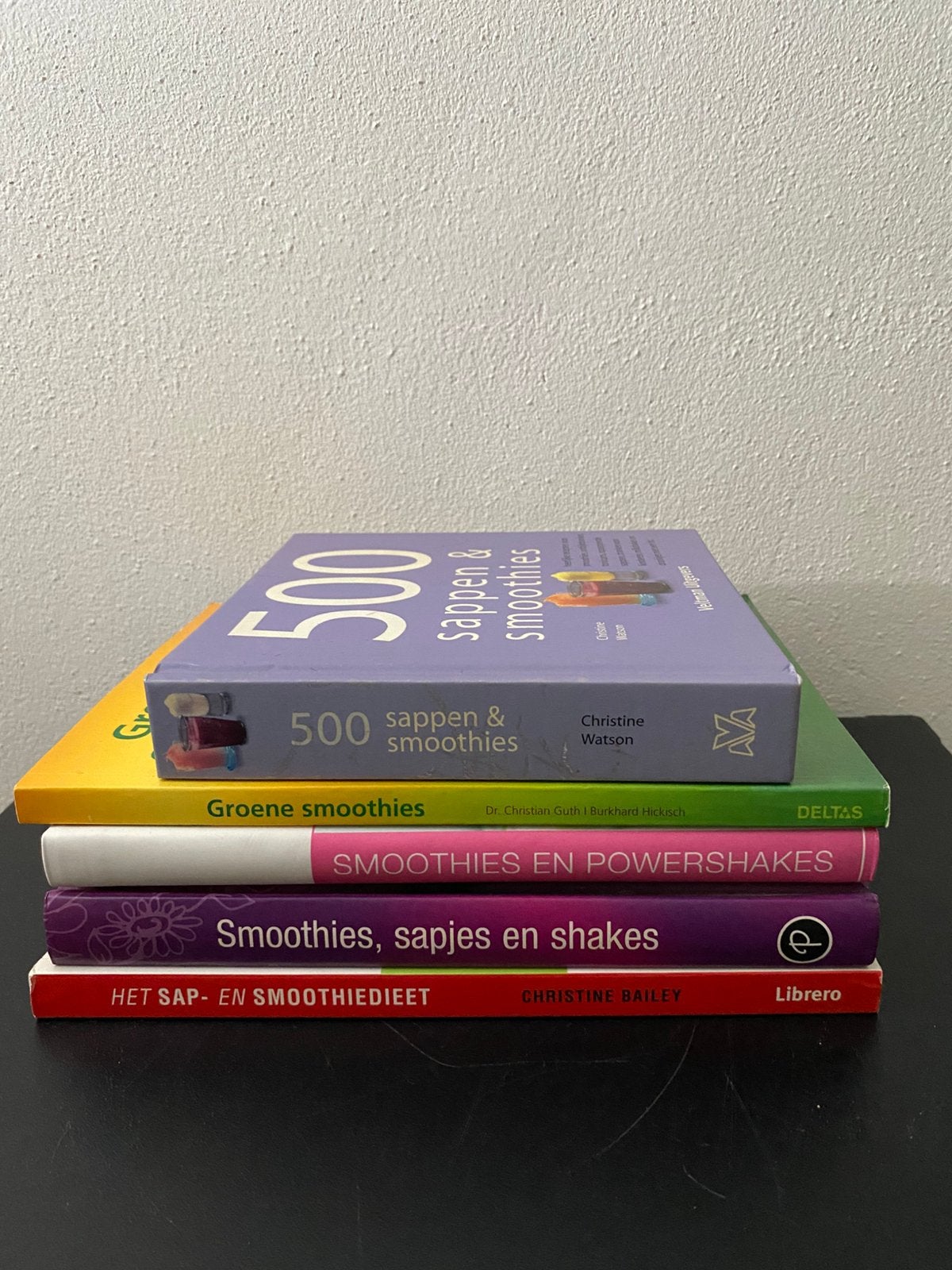5 smoothie & sapjes kookboeken, Ophalen of Verzenden, Zo goed als nieuw, Europa, Overige typen