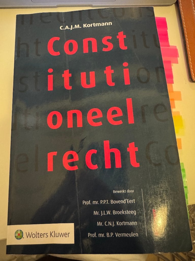 Constitutioneel Recht - C.A.J.M. Kortmann (8e druk), Gelezen, Ophalen of Verzenden, WO, Gamma