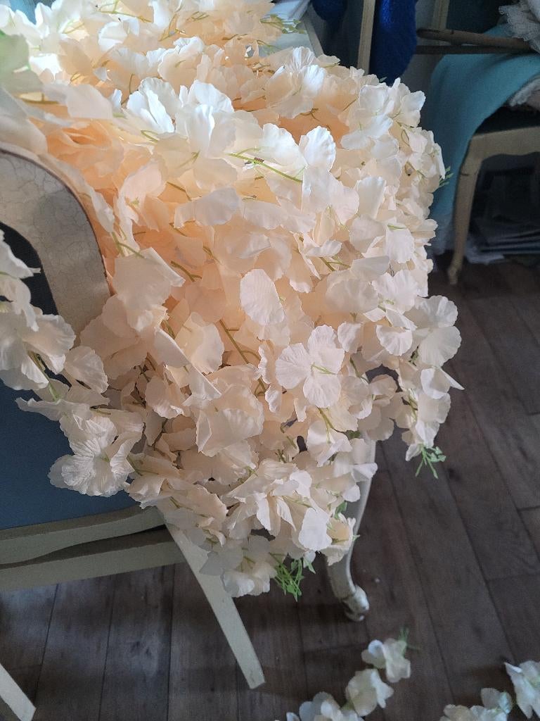 Kunst Wisteria cremig per tak 3 bloemen p/tak 3.50, Belle Vieille Brocante, Nieuw, Ophalen of Verzenden, Jolandamonsieurs@gmail.com