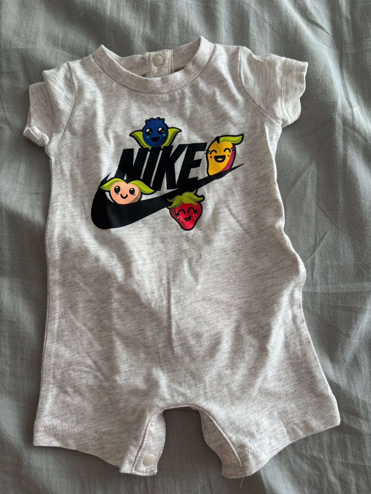 Nieuwe Nike romper maat 50/56 - Newborn, Kinderen en Baby's, Babykleding | Maat 56, Ophalen, Nieuw, Jongetje of Meisje